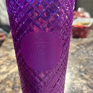 24oz Starbucks tumbler